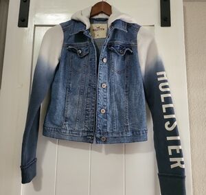 Hollister Denim Jacket with White and Blue Ombre Sleeves Size XS